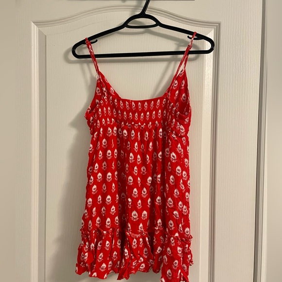 Forever 21 red floral dress S - Picture 3 of 3